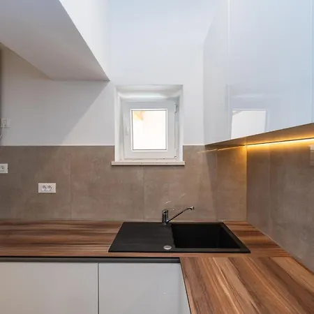 Nikolica * Dubrovnik