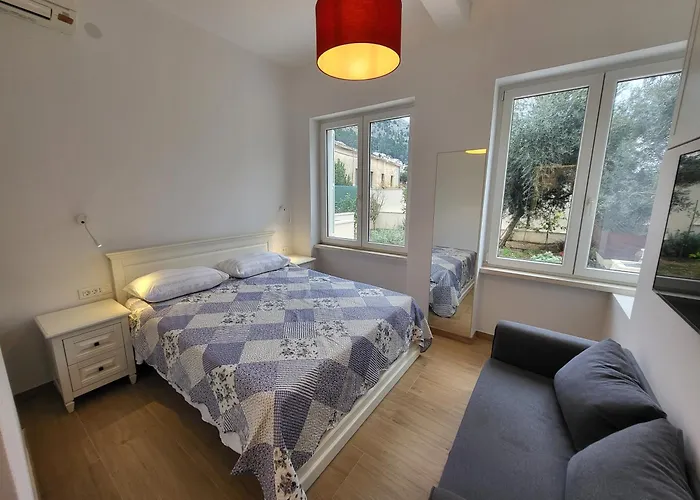 Nikolica * دوبروفينك